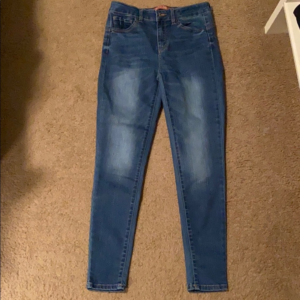Women’s skinny jeans